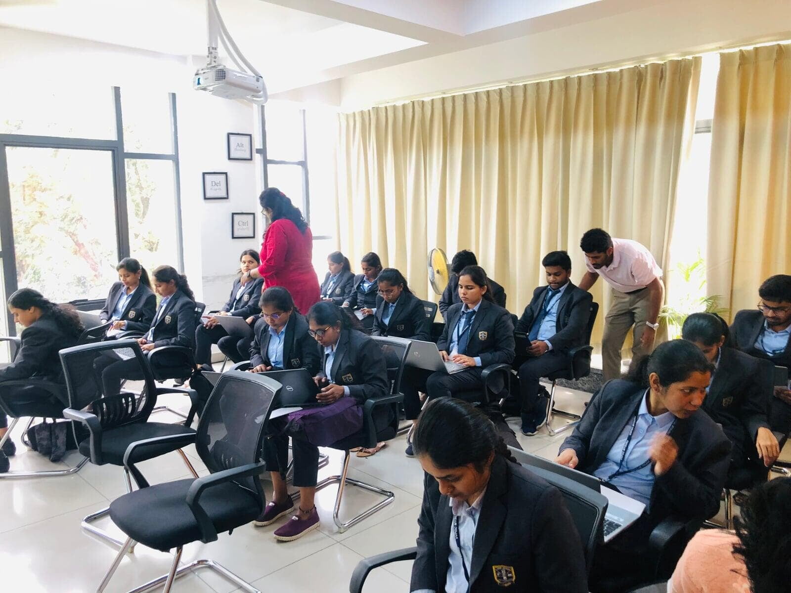 Tekvocation director conducting Communication Skills Springboard workshop for college students to enhance their soft skills and workplace readiness